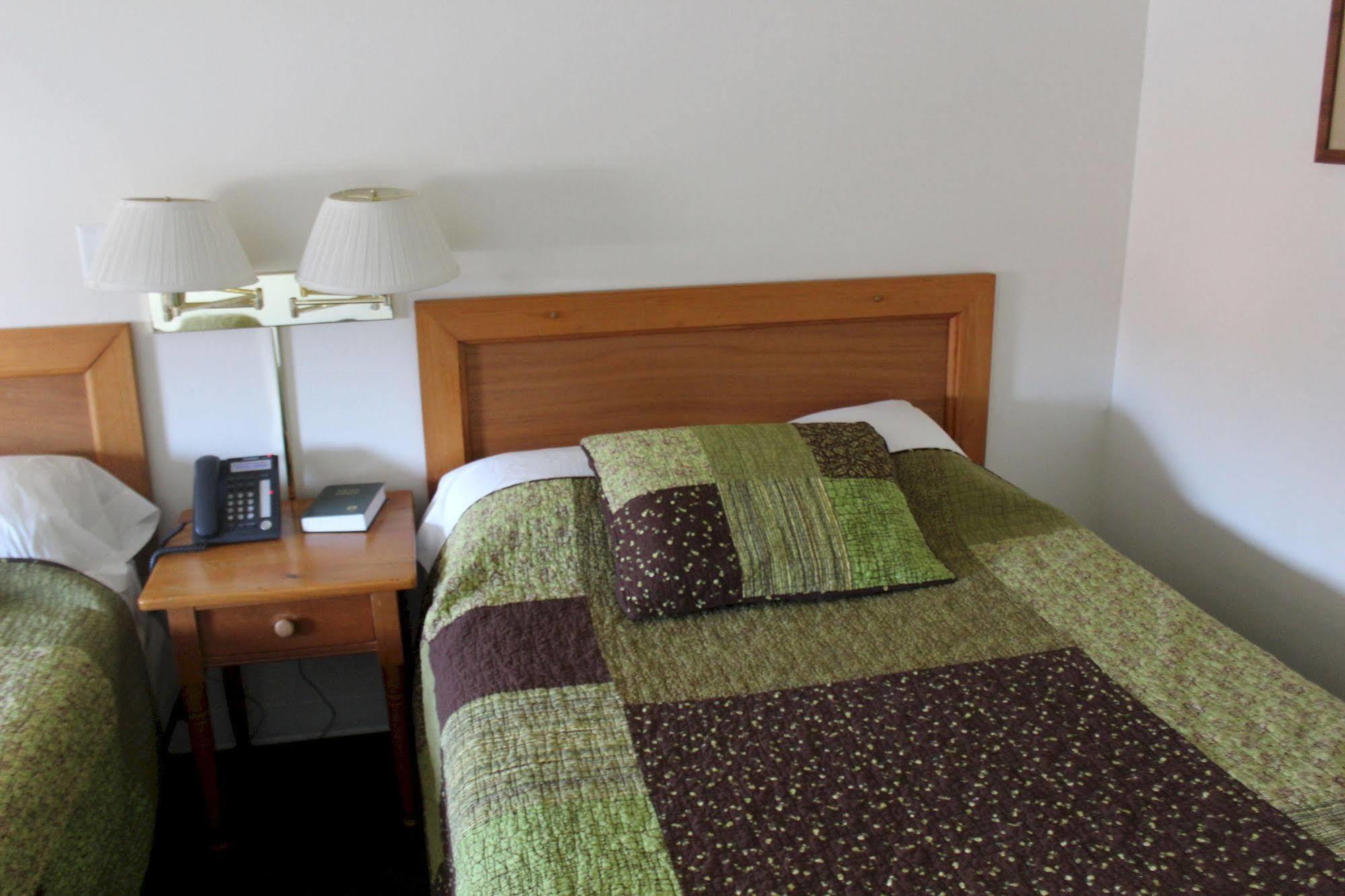 Casselman Inn Grantsville Εξωτερικό φωτογραφία