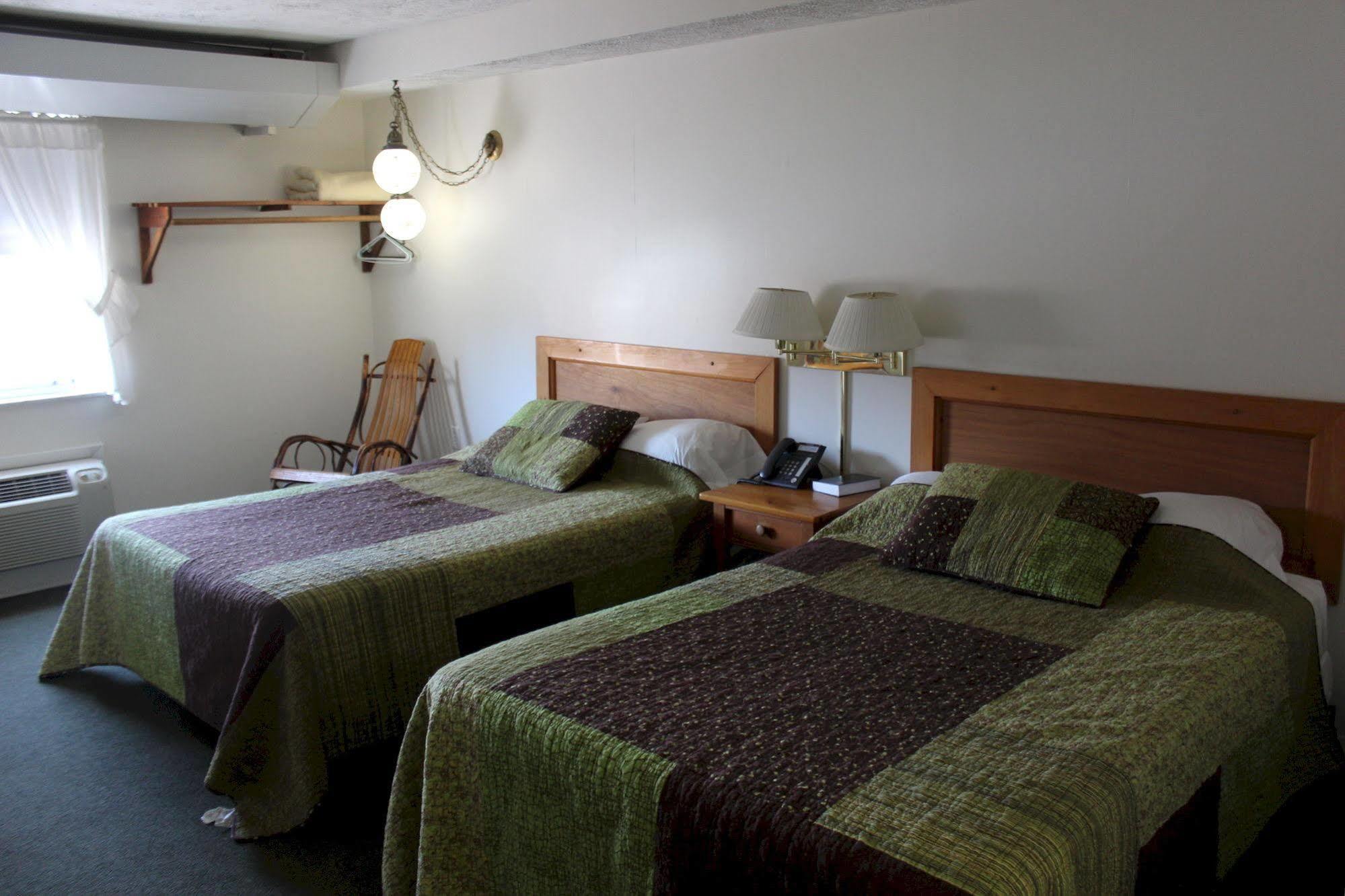 Casselman Inn Grantsville Εξωτερικό φωτογραφία