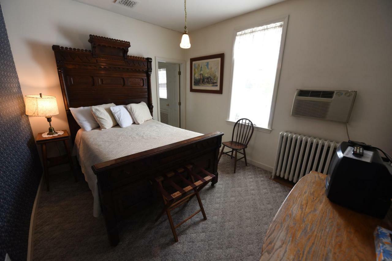 Casselman Inn Grantsville Εξωτερικό φωτογραφία